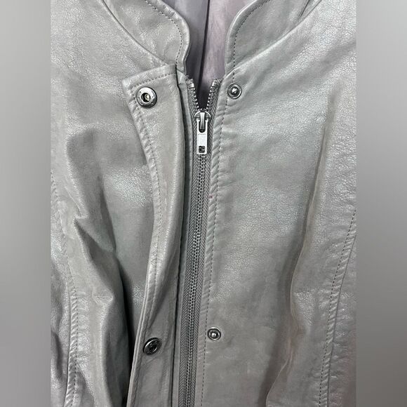 Torrid | Women's Faux Leather Gray Silver Zip Long Sleeve Jacket Coat 4 - Picture 4 of 9